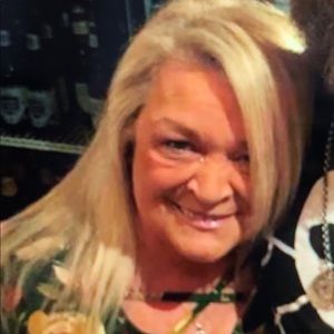 Meet your Posher, Linda